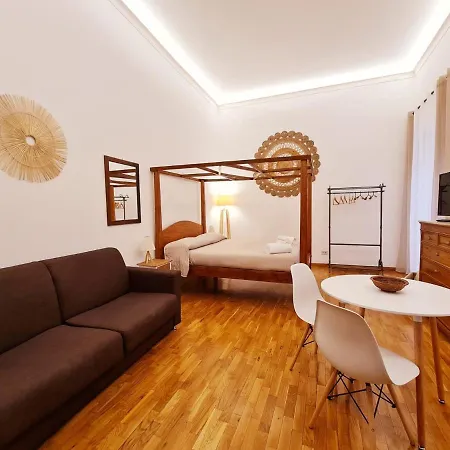 Natoli Apartament *
