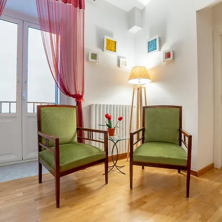 Natoli Apartment *